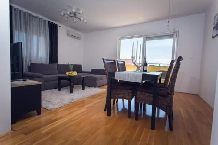 Apartman Mila Kaštela Exterior foto